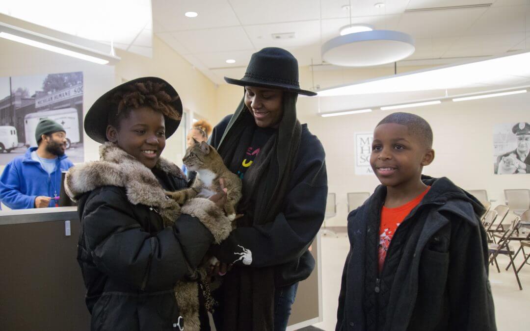 Photos – Bissell’s Empty the Shelters is Another Success