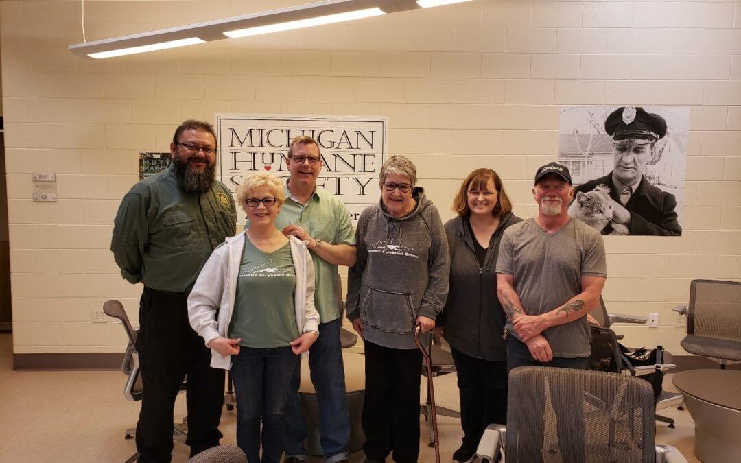 MotorCity Greyhound Rescue Donates Carriers to MHS Statewide Response Team